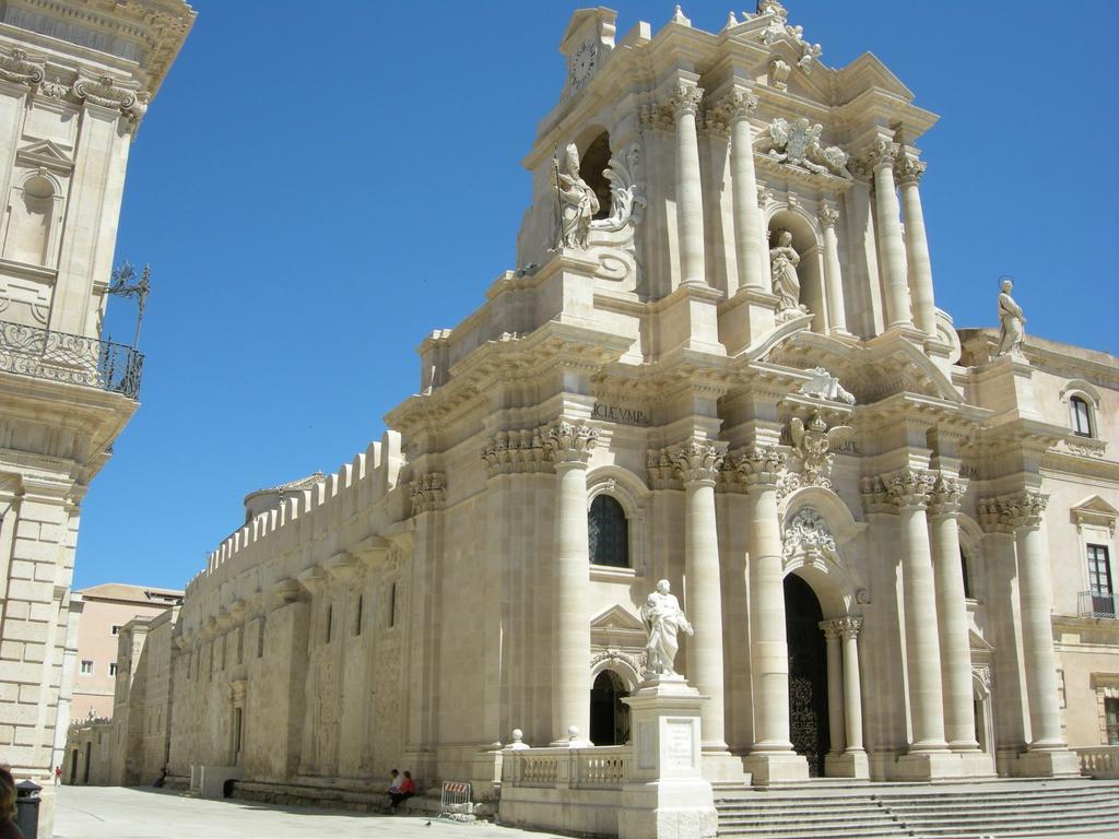 Syracuseapartments Isonzo Di Siracusa Stupendo Appartamento Vicino Ad Ortigia E A 200M Dal Mare المظهر الخارجي الصورة